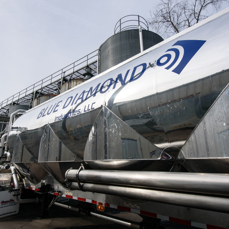 BDI-Truck-in-Front-on-Silos